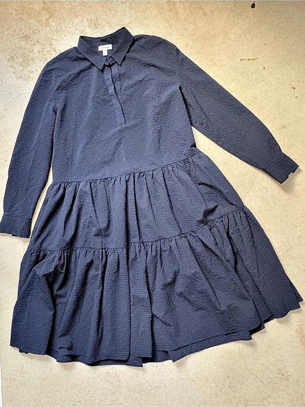 Nordstrom Women’s M Navy Seersucker Tiered  Shirt Dress Long Sleeve Collared - Picture 4 of 9